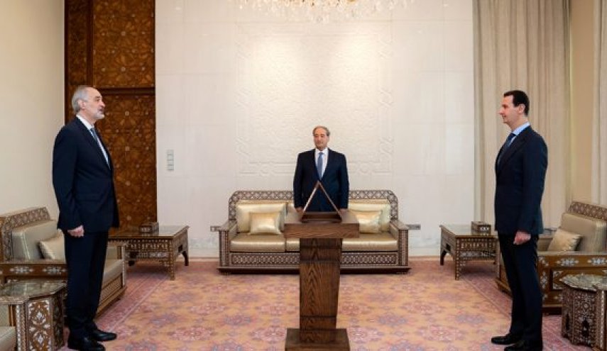 بشار الجعفري يؤدي القسم الدستورية امام الرئيس الاسد