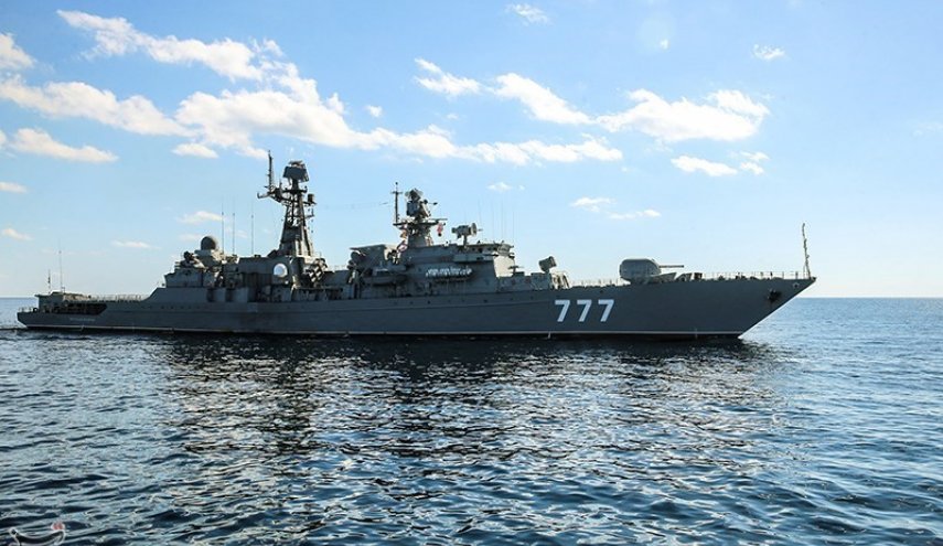 الترحيب بالأسطول الروسي المشارك بالمناورات الإيرانية الروسية المشتركة 