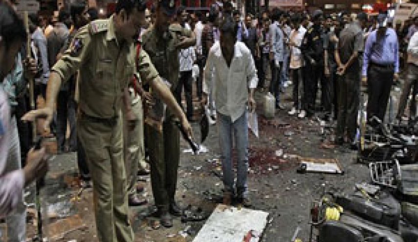 مقتل شرطيين هنديين اليوم و37 جنديا الخميس برصاص مجهولين في كشمير