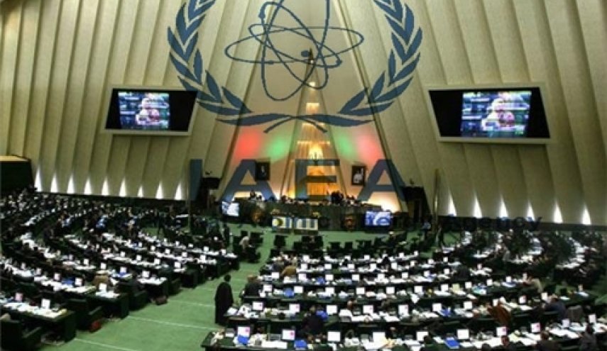 البرلمان الايراني يدرس مشروع قانون فرض عقوبات على المسؤولين الاميركيين
