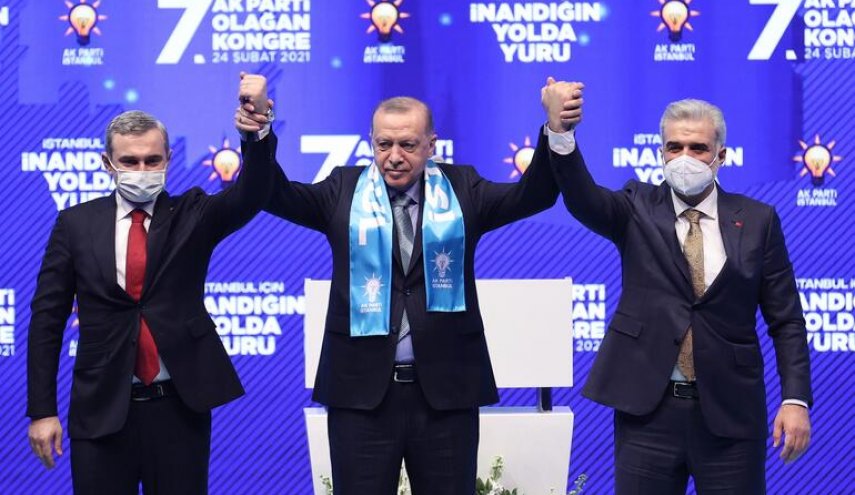 أردوغان يعيد قياداته المحلية بفوز 