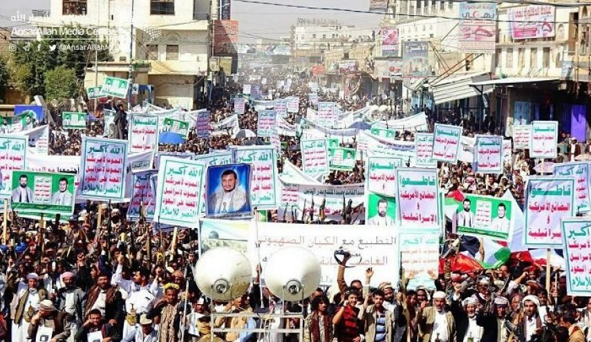 الحوثی: یا صلح واقعی در یمن برقرار خواهد شد یا اینکه جنگ تا پیروزی ادامه خواهد داشت