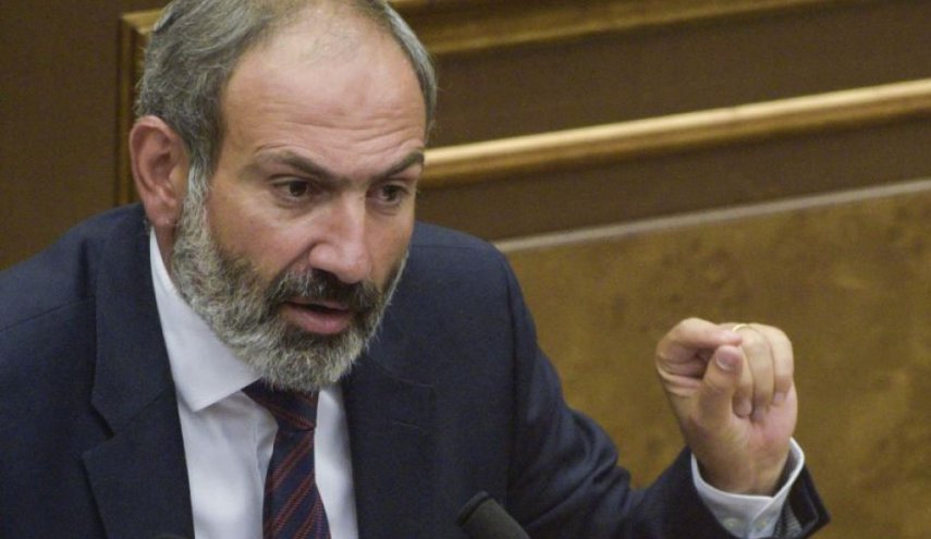 باشينيان يطلب مجددا من الرئيس الأرمني إقالة رئيس هيئة الأركان