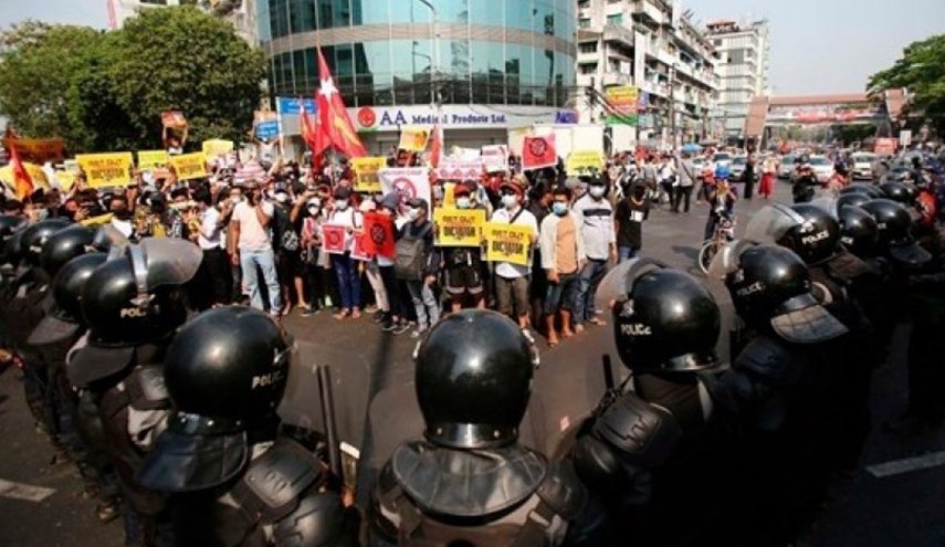 العفو الدولية تتهم الأمن باستخدام أساليب قتالية ضد المحتجين في ميانمار