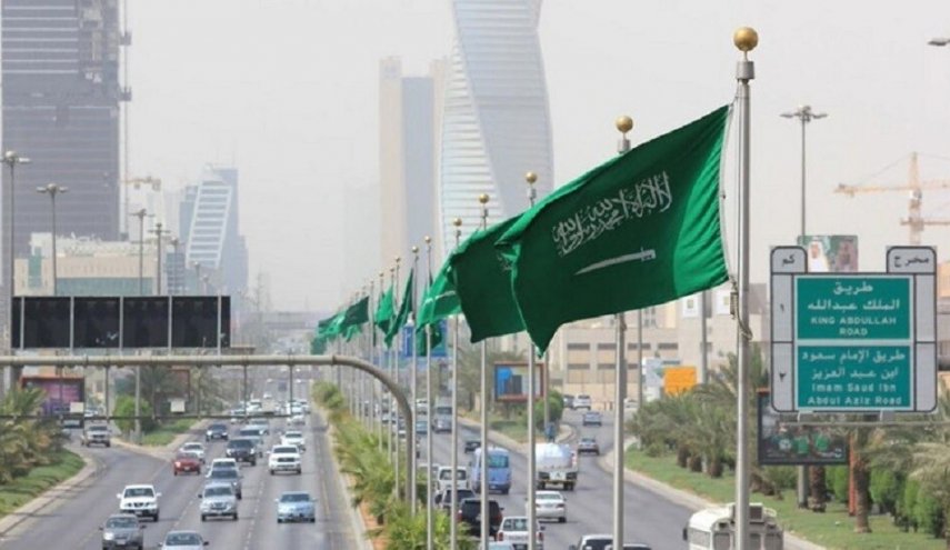 'نزاهة' السعودية تعلن توقيف 241 مواطنا ومقيما في 5 وزارات بتهم فساد