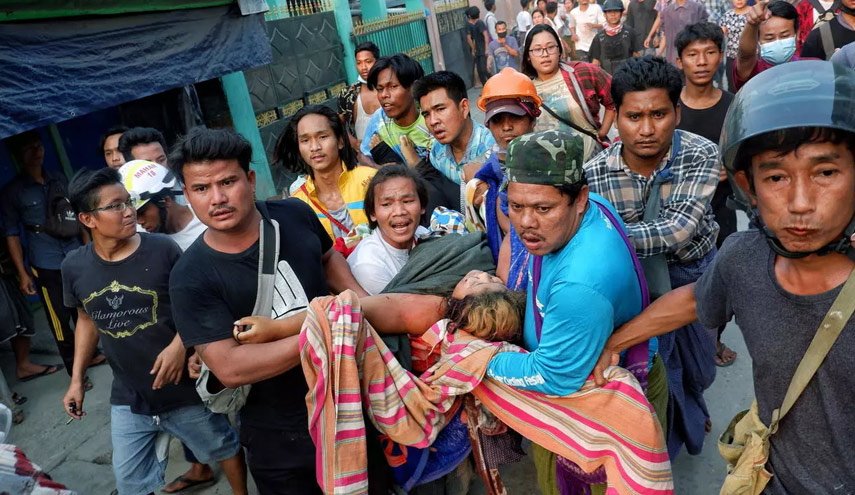 مقتل 5 متظاهرين في بورما وإرجاء جلسة محاكمة الزعيمة أونغ سان سو تشي