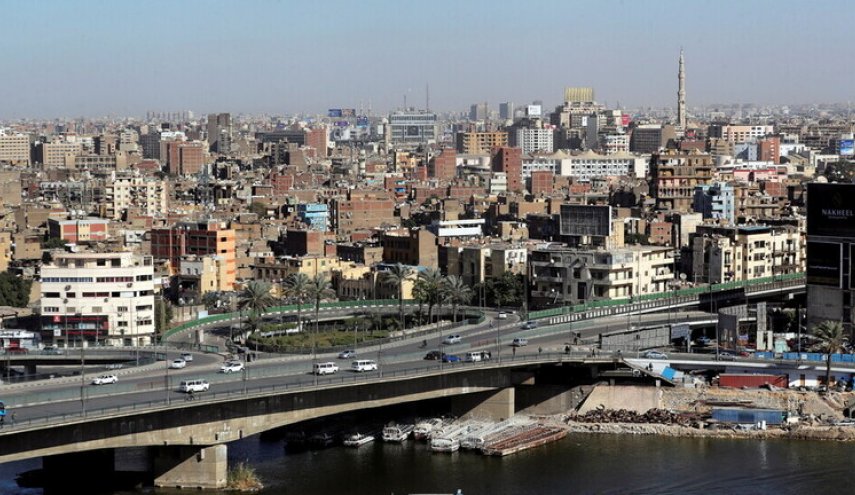 مصر.. إغلاق مسجدين مع اقتراب الموجة الثالثة لكورونا
