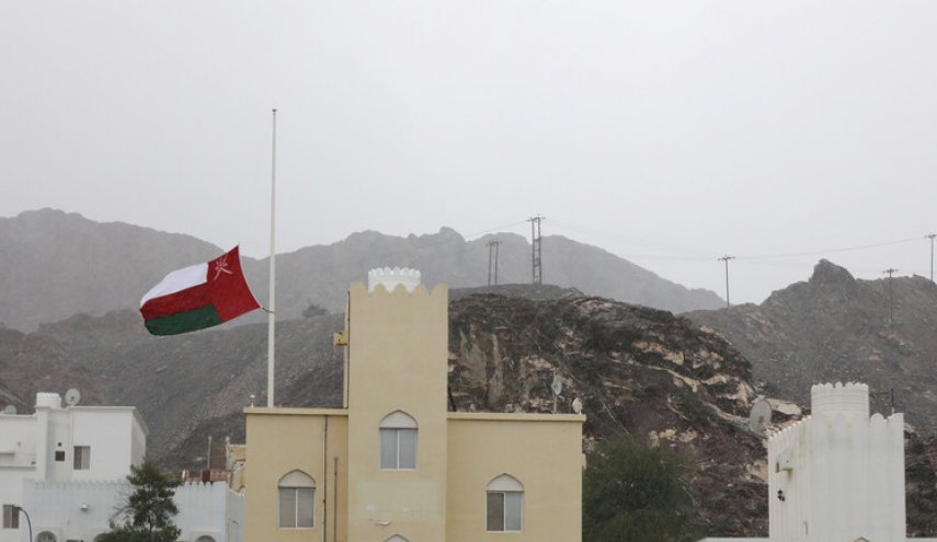 سلطنة عمان تقرر فرض حظر تجول لمكافحة فيروس كورونا
