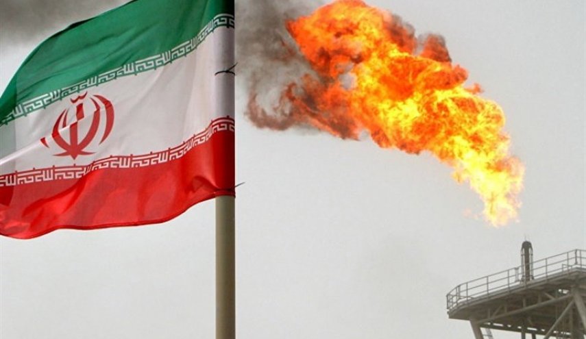 چین روزانه یک میلیون بشکه نفت خام از ایران خریداری می کند