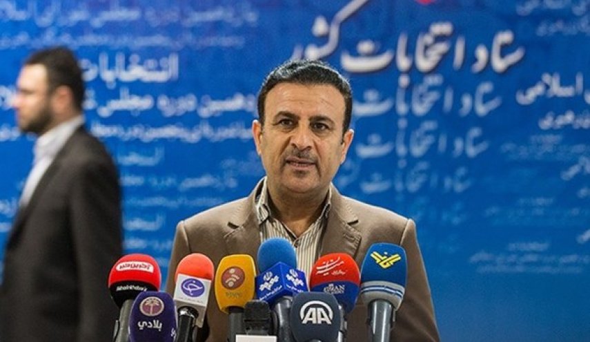 ايران: 877 شخصا يسجلون اسماءهم للانتخابات التكميلية البرلمانية