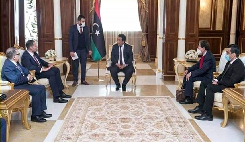 رئيس المجلس الرئاسي الليبي يلتقي مع رئيس وزراء مالطا 