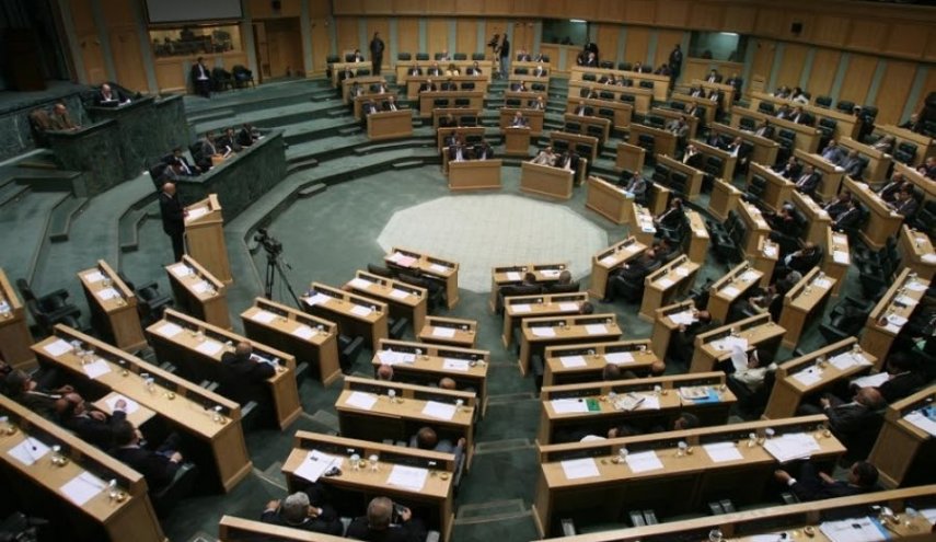 كتلة برلمانية أردنية تطالب بطرد السفير الإسرائيلي