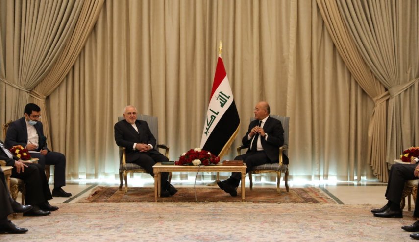 ظريف يلتقي الرئيس العراقي في بغداد
