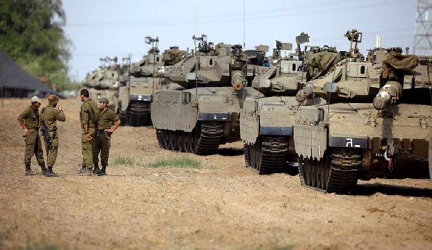 الاحتلال :إذا لم يتوقف إطلاق الصواريخ من غزة سنرد الليلة بهجوم عسكري 