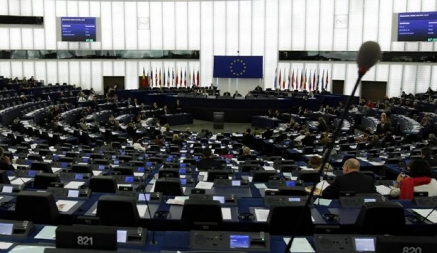البرلمان الأوروبي يقترح التخلي عن الغاز الروسي في حال 