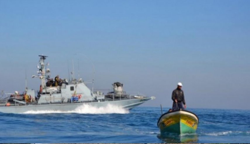 الاحتلال يعيد مساحة الصيد البحري في غزة إلى 15 ميلا