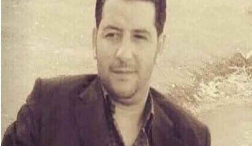 اغتيال مدير مدرسة أمام طفله في درعا
