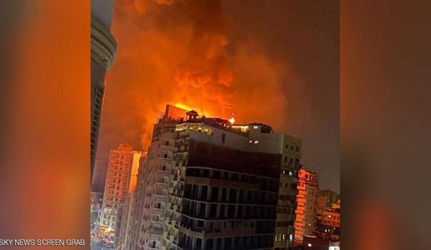  نشوب حريق هائل في فندق كبير بمصر