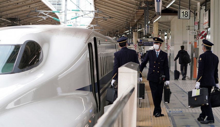 اعتذار عن تأخر قطار في اليابان 'دقيقة واحدة'