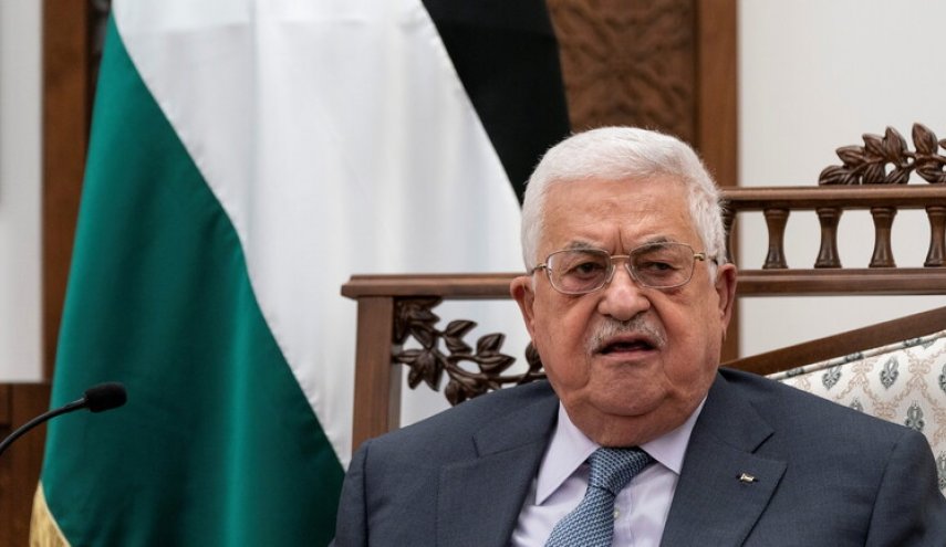 محمود عباس يهنئ الرئيس الأسد بفوزه في الانتخابات

