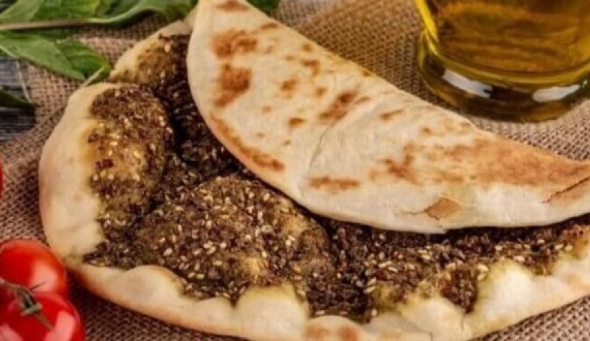 “مناقيش الزعتر” تلقى رواجا في باريس وتحرك مشاعر الفرنسيين
