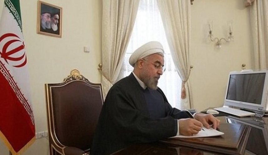 روحانی روز ملی روسیه را تبریک گفت
