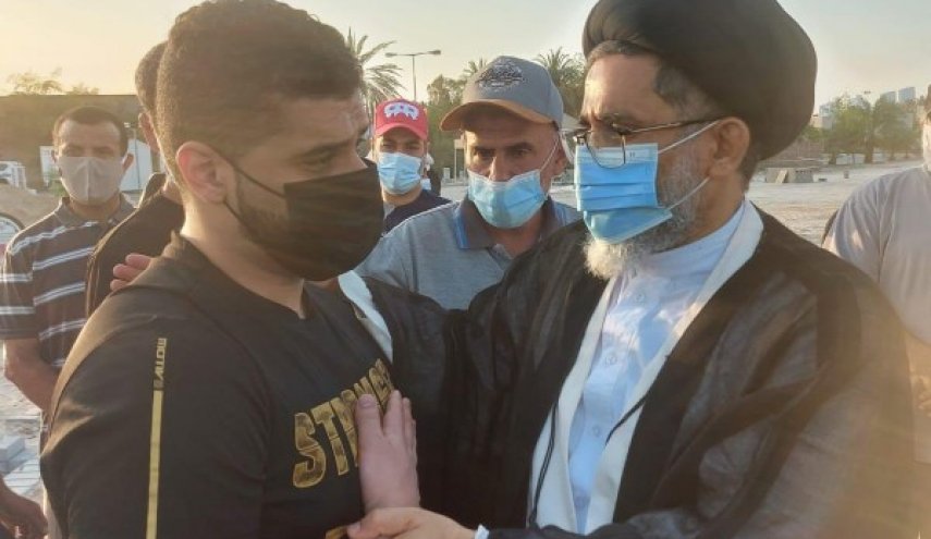 سلطات البحرين تحقق مع عالم دين بارز لمشاركته في تشييع الشهيد بركات