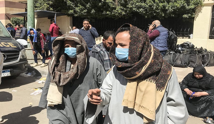 مصر تسجل 423 إصابة و35 وفاة جديدة بكورونا