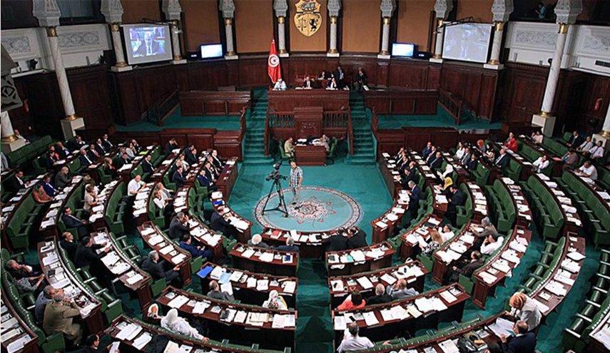البرلمان التونسي يتجه لانتخاب المحكمة الدستورية بعد عرقلات سعيّد