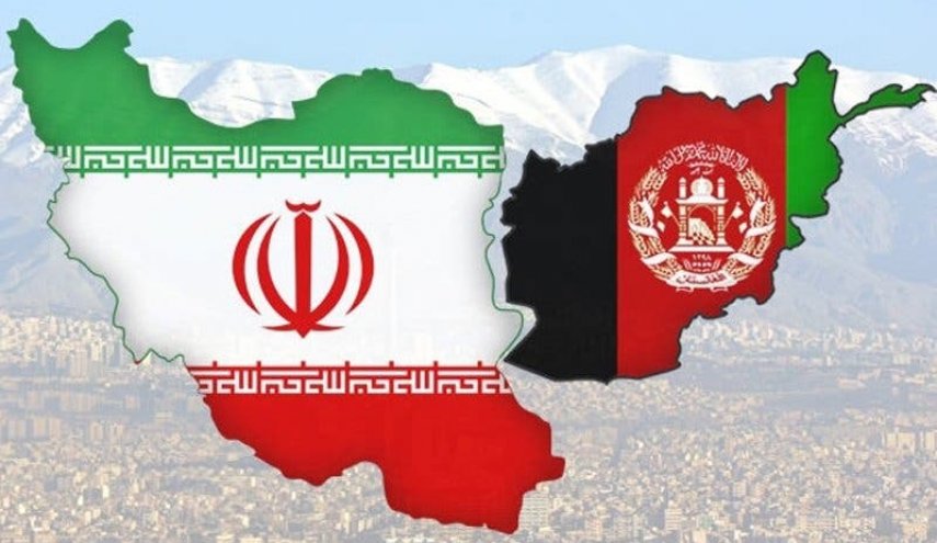 أفغانستان توافق مبدئيا على اجتماع ثلاثي مع إيران وباكستان حول عملية السلام


