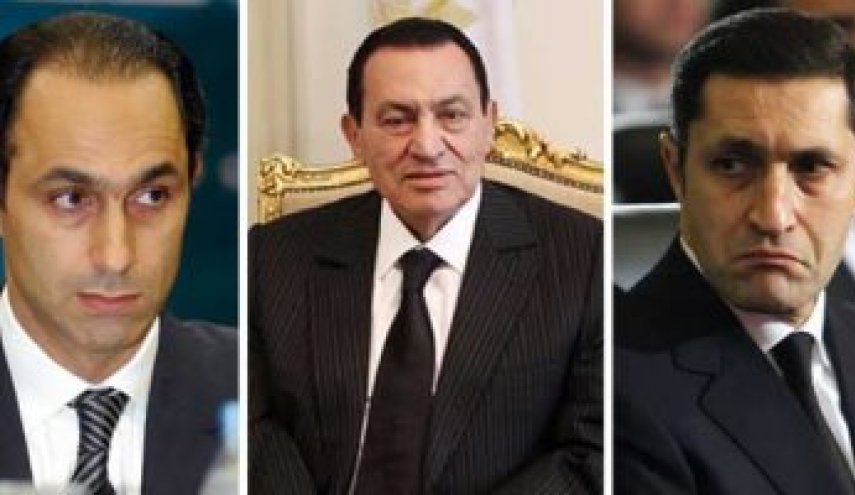 القضاء المصري يأمر برفع التحفظ عن أموال علاء وجمال مبارك