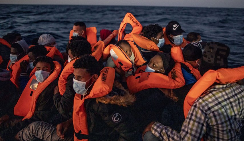  100 مهاجر يطلبون المساعدة بالقرب من سواحل مالطا