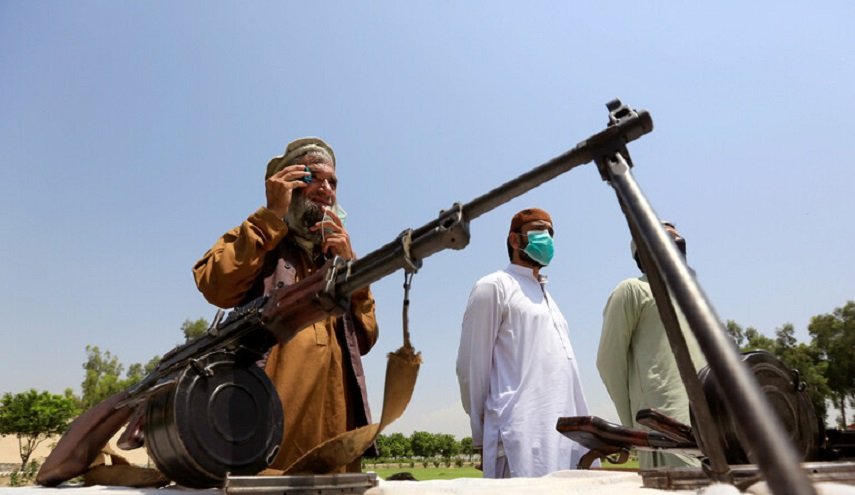 'طالبان' تعلن سيطرتها على مقر حاكم ولاية لوكر واستسلامه