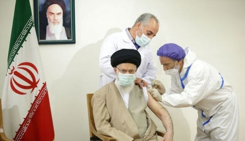 فتوى قائد الثورة الاسلامية بشان الاستفتاء حول التطعيم العام