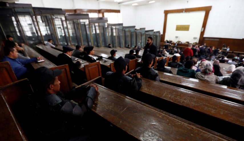 مصر.. الإعدام لـ3 متهمين بالانضمام لـ