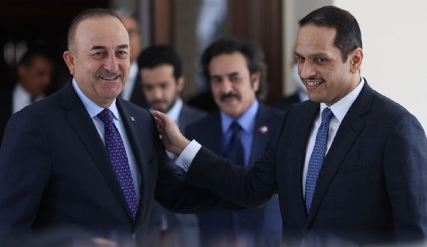 وزير خارجية قطر يبحث ونظيره التركي تطورات الوضع في أفغانستان
