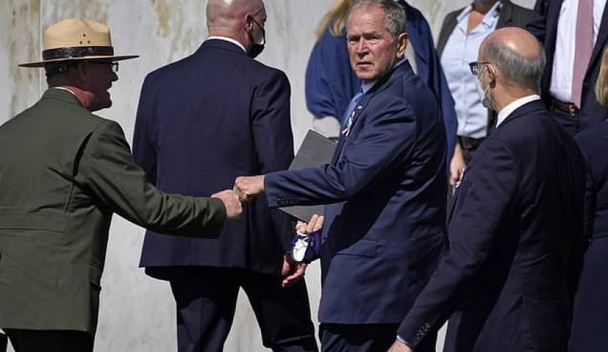 هشدار جرج بوش درباره خطرات «افراط‌گرایی و تفرقه داخلی،» برای آمریکا
