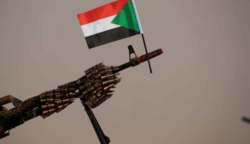 وزارة النفط السودانية تحذر من كارثة بعد إغلاق أنابيب النفط