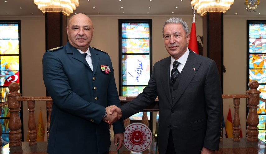 قائد جيش لبنان يبحث ووزير دفاع تركيا وضع المؤسسة العسكرية