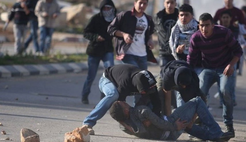 إصابات خلال مواجهات مع الاحتلال في نابلس والخليل