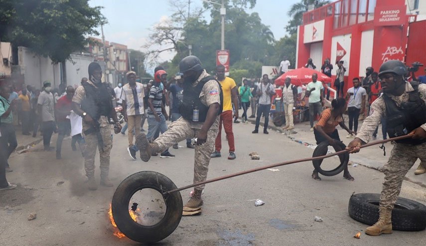 احتجاجات حاشدة ضد العنف في العاصمة الهايتية بورت أو برنس