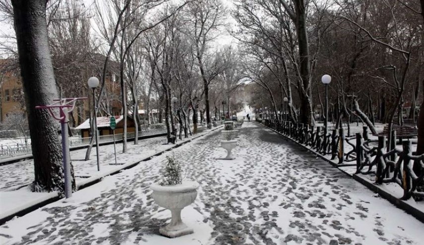 بارش باران و برف ۵ روزه در برخی استان‌ها / کاهش دمای هوا در تهران به ۵ درجه 