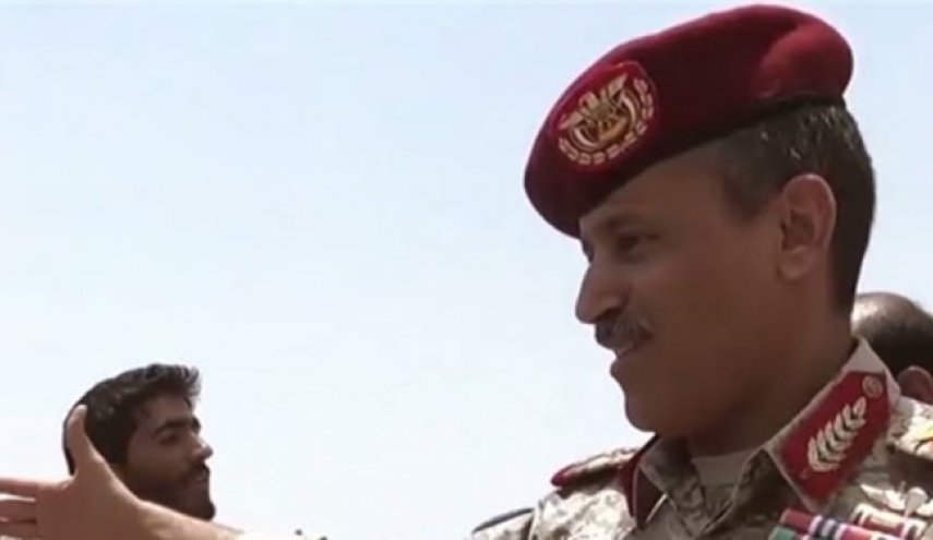 وزیر دفاع یمن: ائتلاف سعودی راهی جز اذعان به شکست ندارد 
