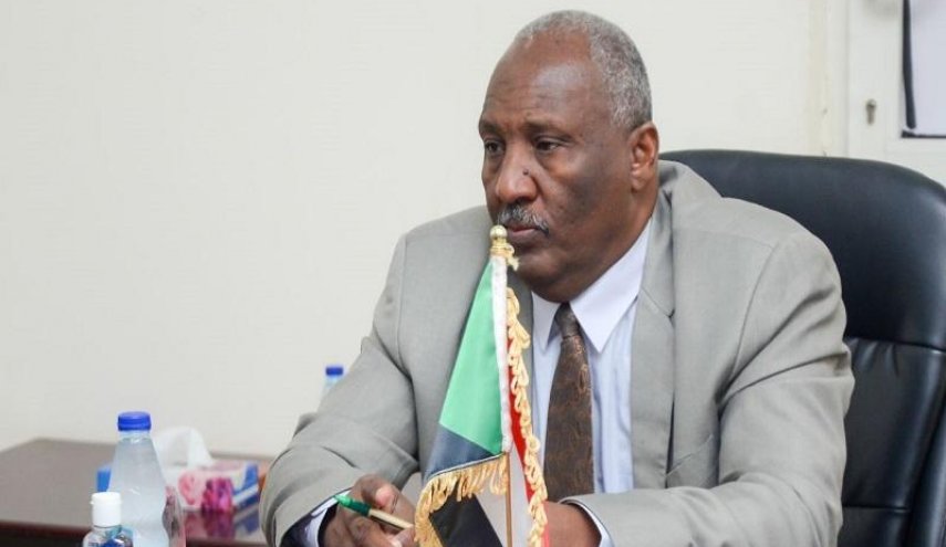 السودان.. البرهان يعفي النائب العام من منصبه