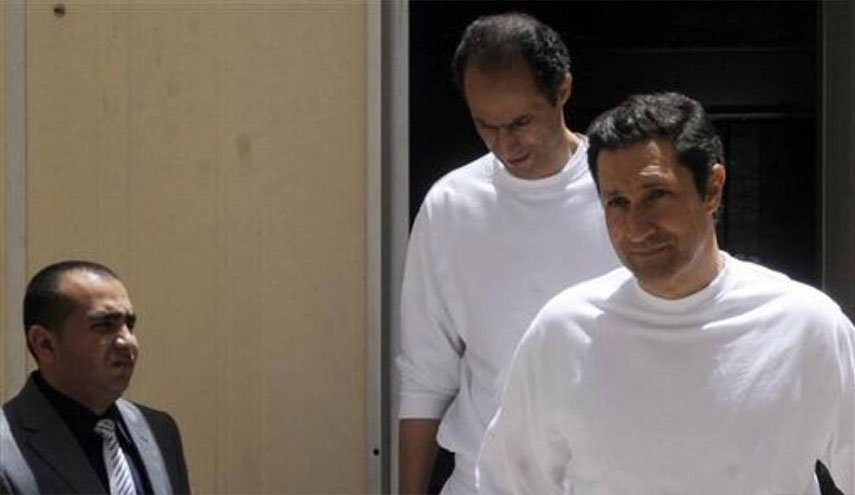 محكمة مصرية تقرر رفع التحفظ على أموال جمال وعلاء مبارك