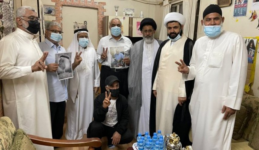 قيادات دينية بحرينية وعوائل الشهداء تعلن تضامنها مع 'السنكيس'