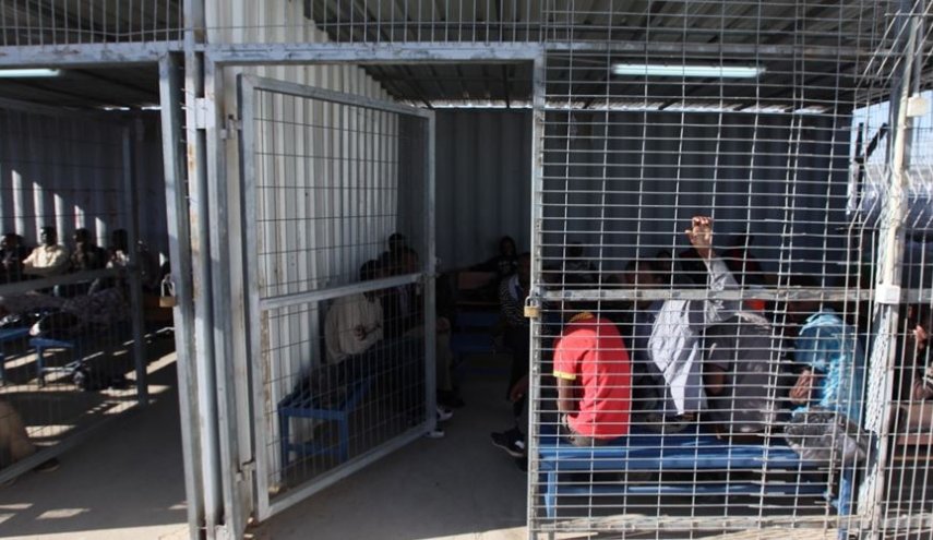 3 أسرى فلسطينيون يواصلون إضرابهم عن الطعام في سجون الاحتلال