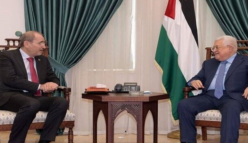 وزير الخارجية الأردني يلتقي محمود عباس وينقل رسالة من الملك