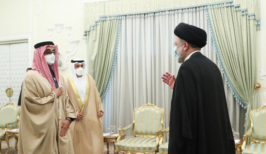 مشاور امنیت ملی امارات با رییس جمهوری دیدار کرد