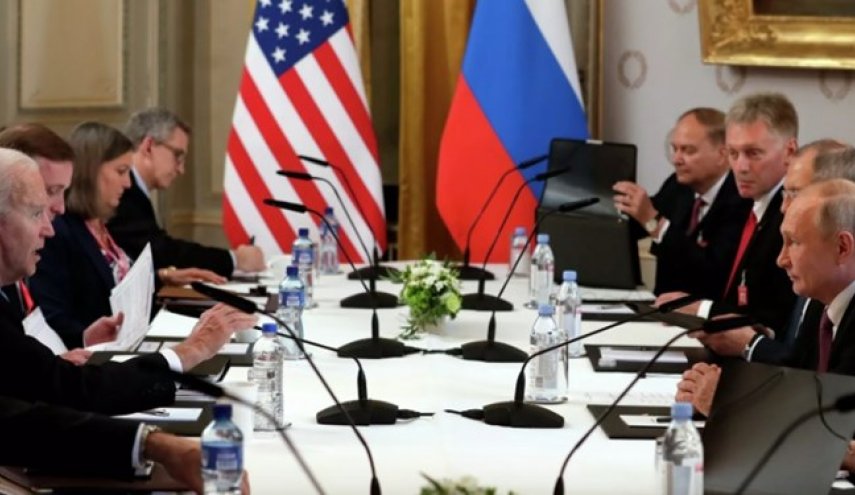 مسکو روابط روسیه و آمریکا را در آستانه گفت‌وگوی پوتین-بایدن «اسفناک» توصیف کرد